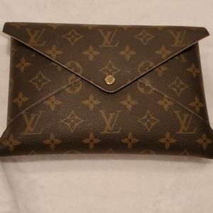 Louis Vuitton Zippy Wallet & Kiragami pouch